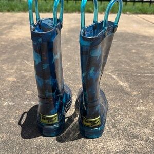 Western Chief Kids' Blue Camo Boots